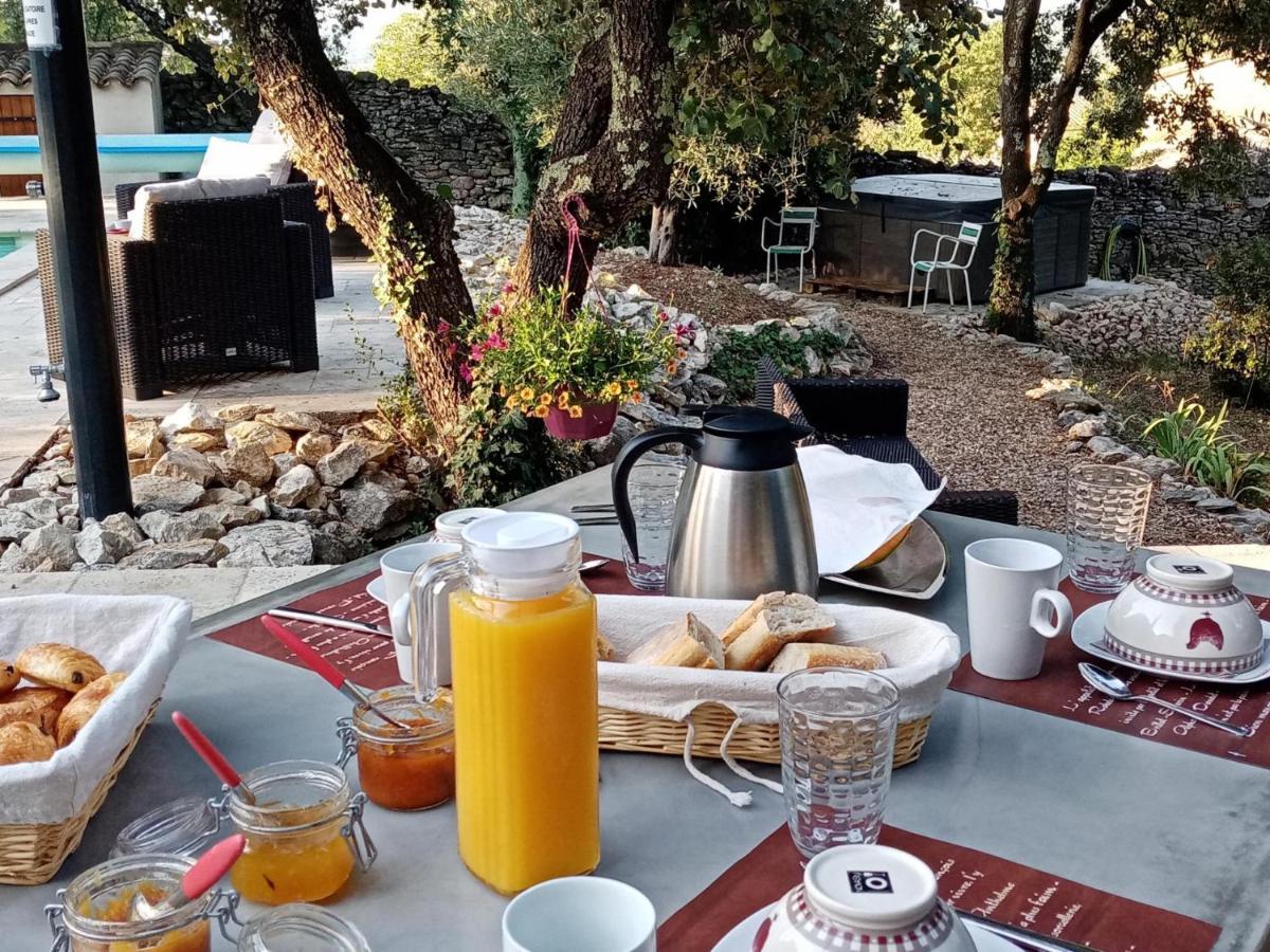 Bed and Breakfast L'Atelier Saint-Maximin  Exterior foto
