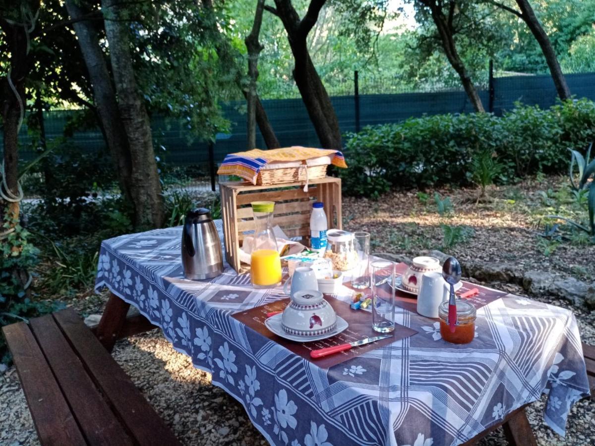 Bed and Breakfast L'Atelier Saint-Maximin  Exterior foto
