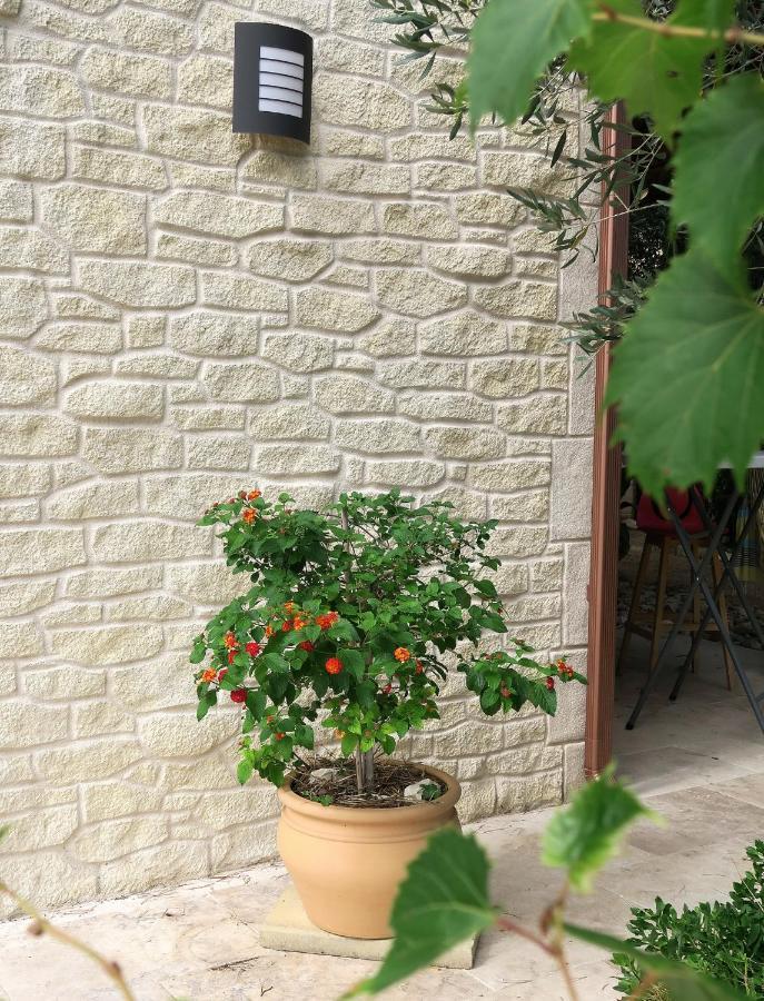Bed and Breakfast L'Atelier Saint-Maximin  Exterior foto